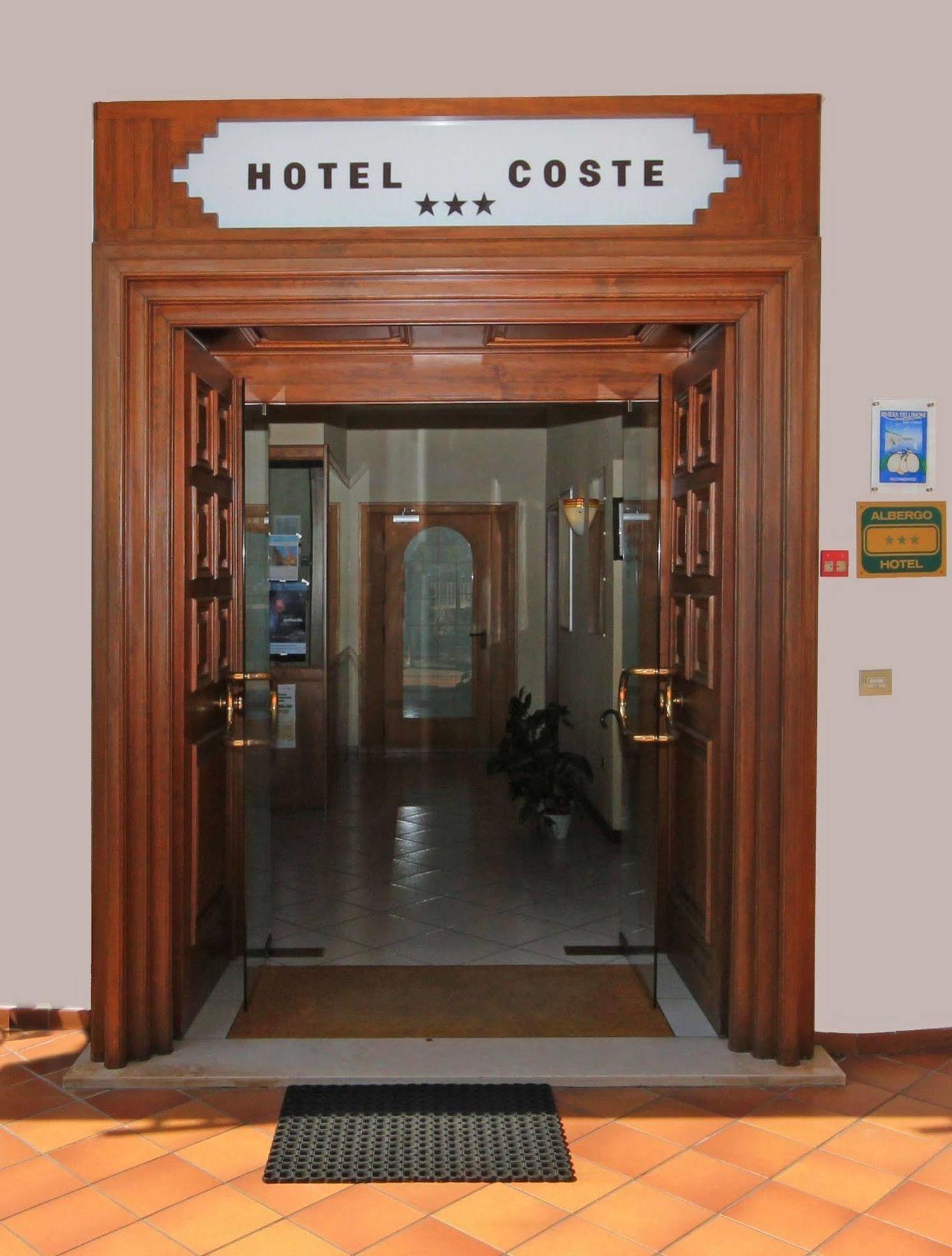 Hotel Coste Лимоне-суль-Гарда Экстерьер фото